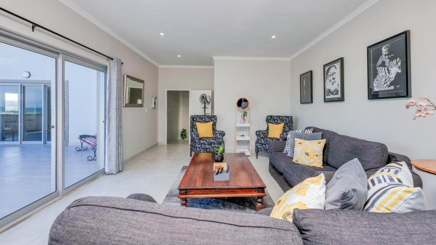 5 Bedroom Property for Sale in Agulhas Western Cape